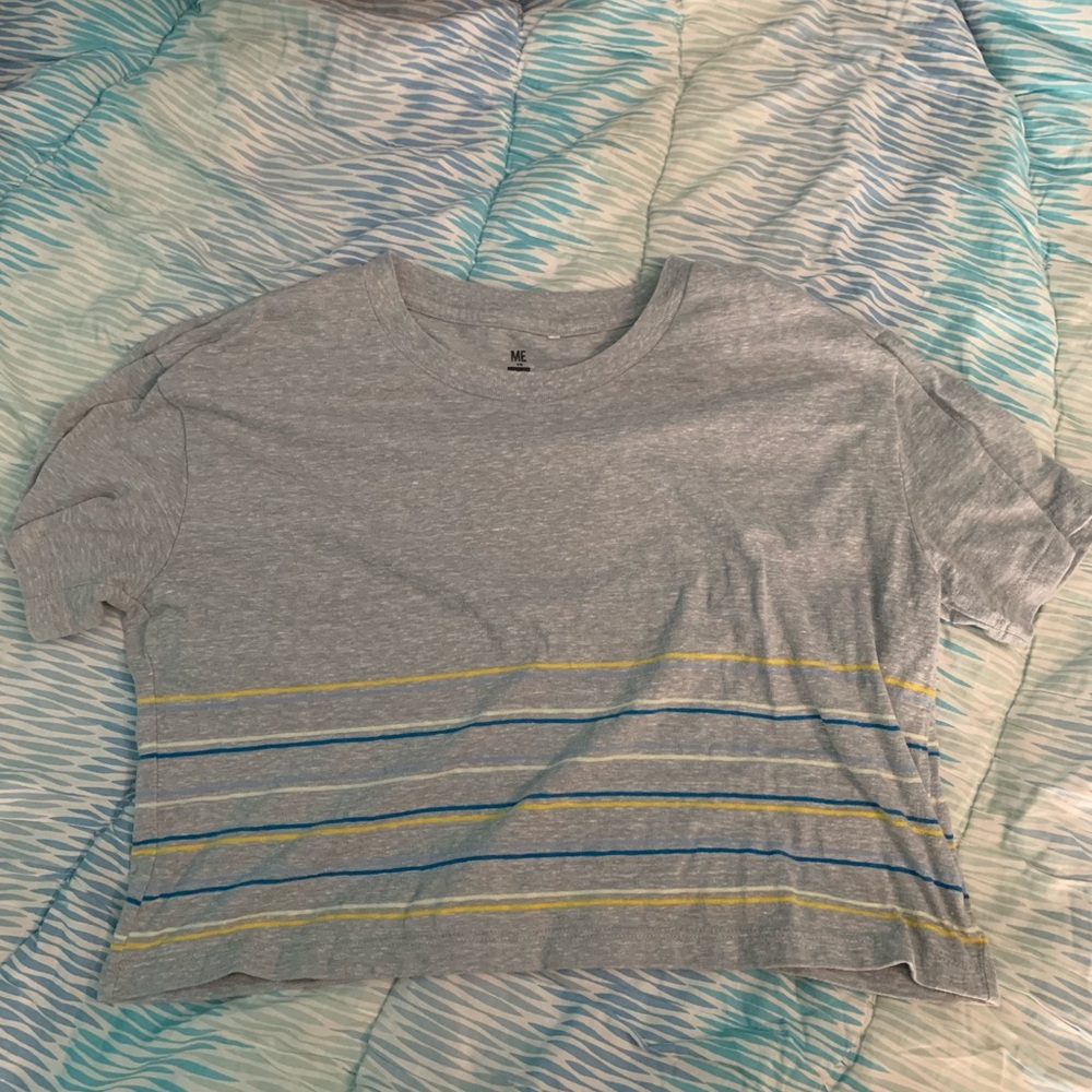 Grey cropped Tshirt. Bought at Pacsun.
